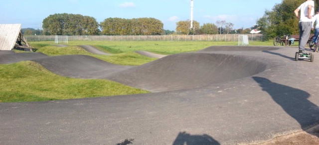 On the Road: Asphalt Pumptrack Langenfeld „Orthomol“