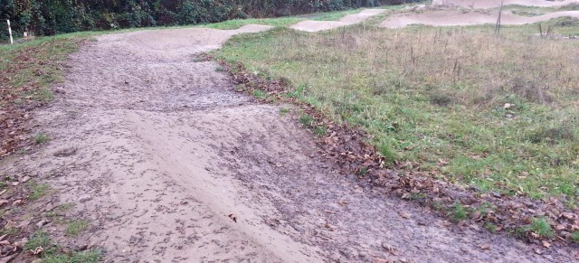 Roadtrip: Dirtpark Kassel / Pumptrack, Dirtjumps – Double & Table Line, Kids Pumptrack