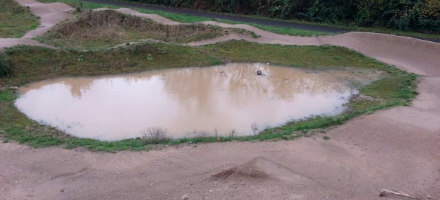 Roadtrip: Dirtpark Kassel / Pumptrack, Dirtjumps – Double & Table Line, Kids Pumptrack