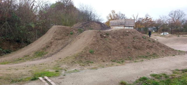 Roadtrip: Dirtpark Kassel / Pumptrack, Dirtjumps – Double & Table Line, Kids Pumptrack