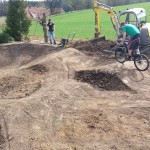 Garten Pumptrack Bauen 28