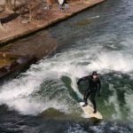 Pumptrack-muenchen-eisbach-welle-surf-nightsurf-winter 040