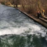 Pumptrack-muenchen-eisbach-welle-surf-nightsurf-winter 041
