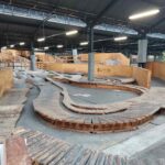 Turbomatik Spotcheck Stride Indoor Bikepark Pumptrack Strasbourg Foampit Resi-ramp Resi-landung 033