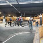 Turbomatik Spotcheck Stride Indoor Bikepark Pumptrack Strasbourg Foampit Resi-ramp Resi-landung 034